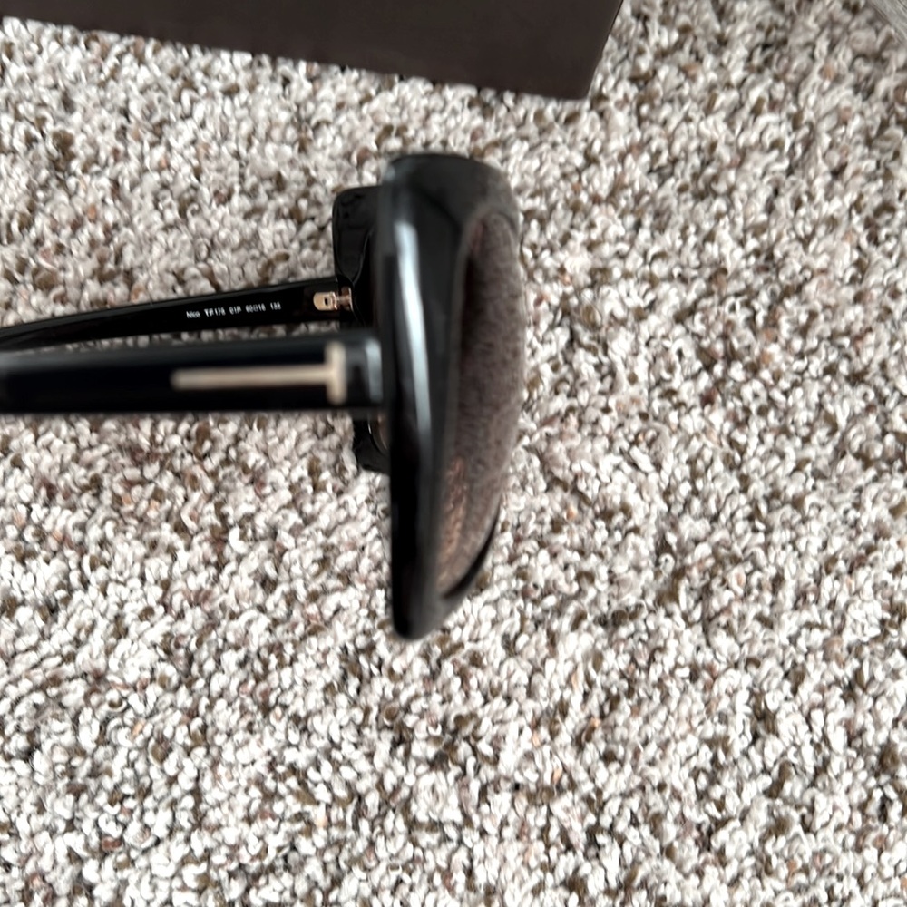Tom Ford sunglasses - Picture 5 of 8